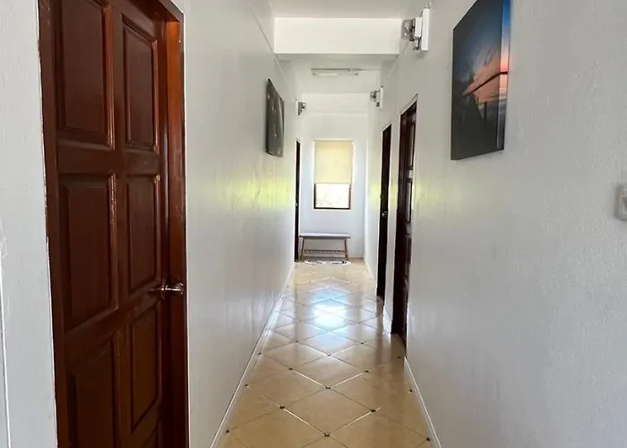 บ้านเทรเชอร์ Treasure House Guest house